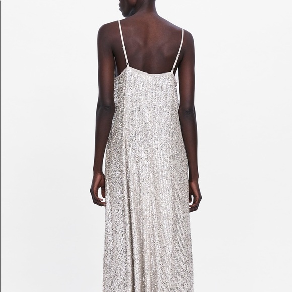 BLOGGERS FAV ZARA LIMITED EDITION SEQUINS DRESS - Picture 6 of 7